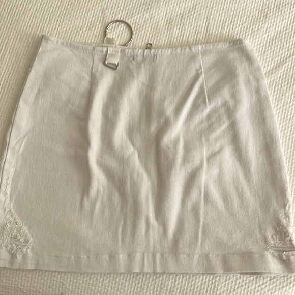 Mini Skirt - Picture 4 of 4